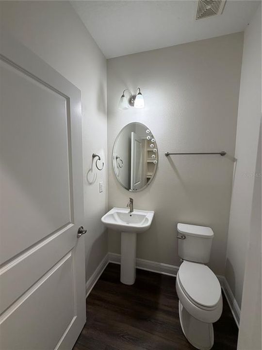 For Rent: $2,700 (3 beds, 2 baths, 1716 Square Feet)