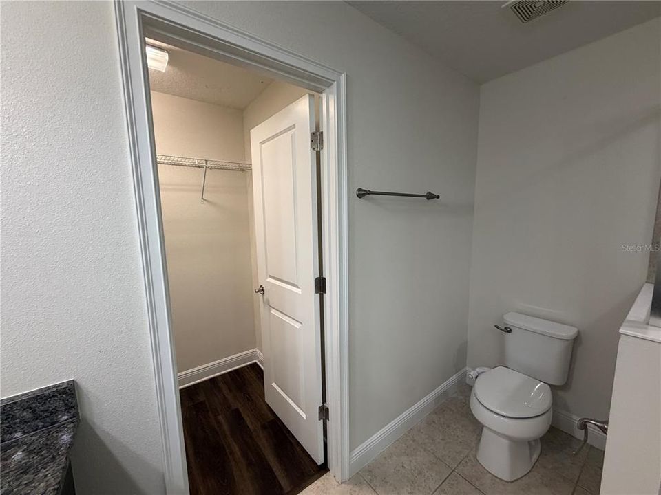 For Rent: $2,700 (3 beds, 2 baths, 1716 Square Feet)
