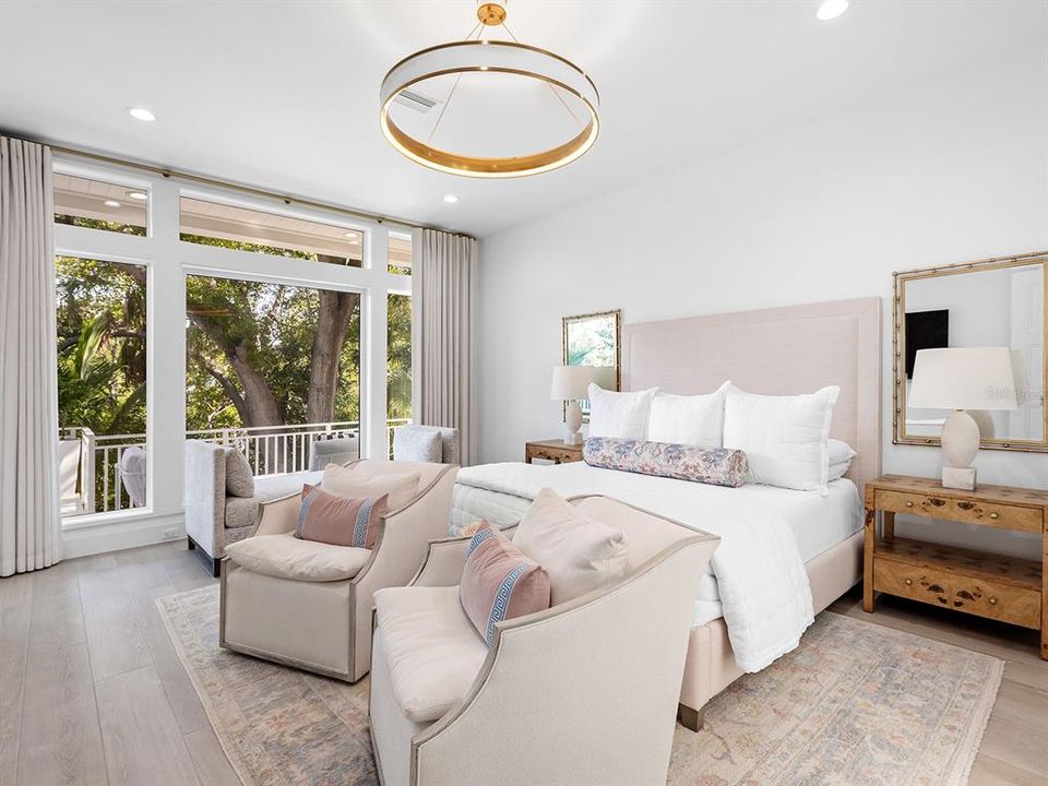 For Sale: $5,885,000 (4 beds, 4 baths, 3647 Square Feet)