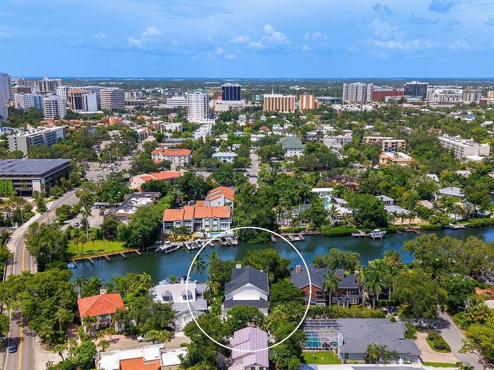 For Sale: $5,885,000 (4 beds, 4 baths, 3647 Square Feet)