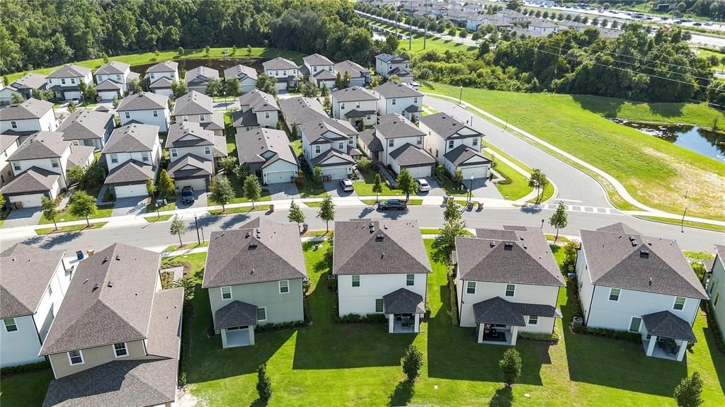 На продажу: $469,900 (4 спален, 2 ванн, 1811 Квадратных фут)