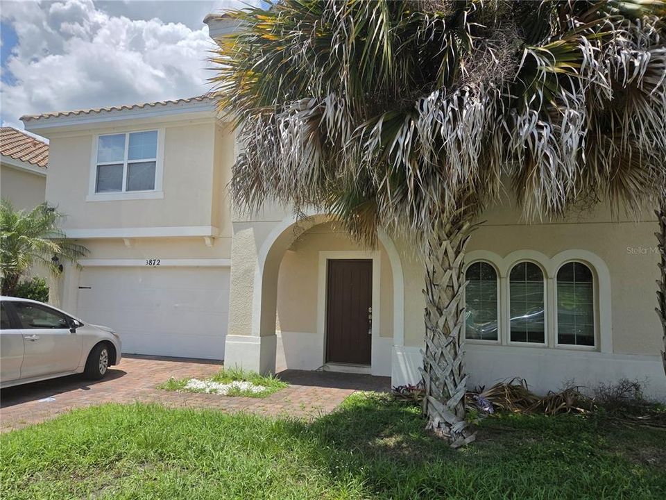 For Rent: $2,500 (4 beds, 3 baths, 2830 Square Feet)