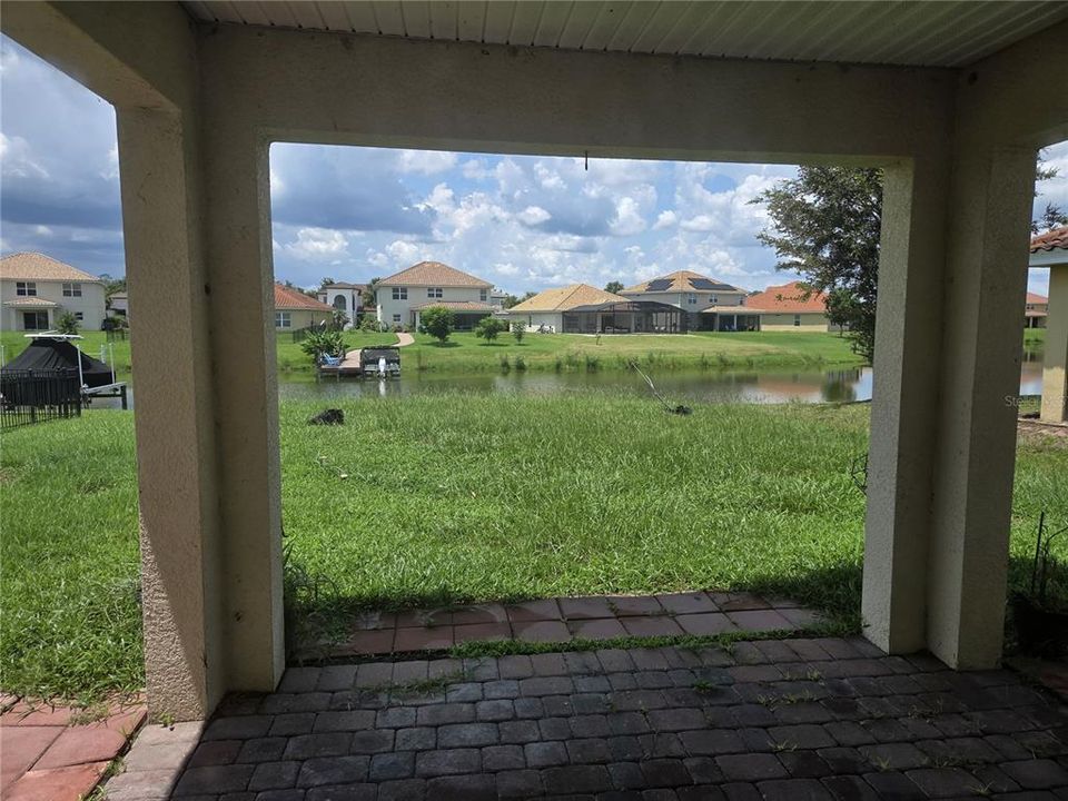 For Rent: $2,500 (4 beds, 3 baths, 2830 Square Feet)