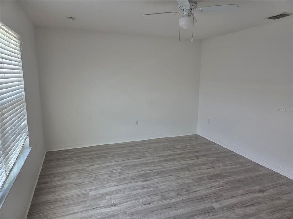 For Rent: $2,500 (4 beds, 3 baths, 2830 Square Feet)