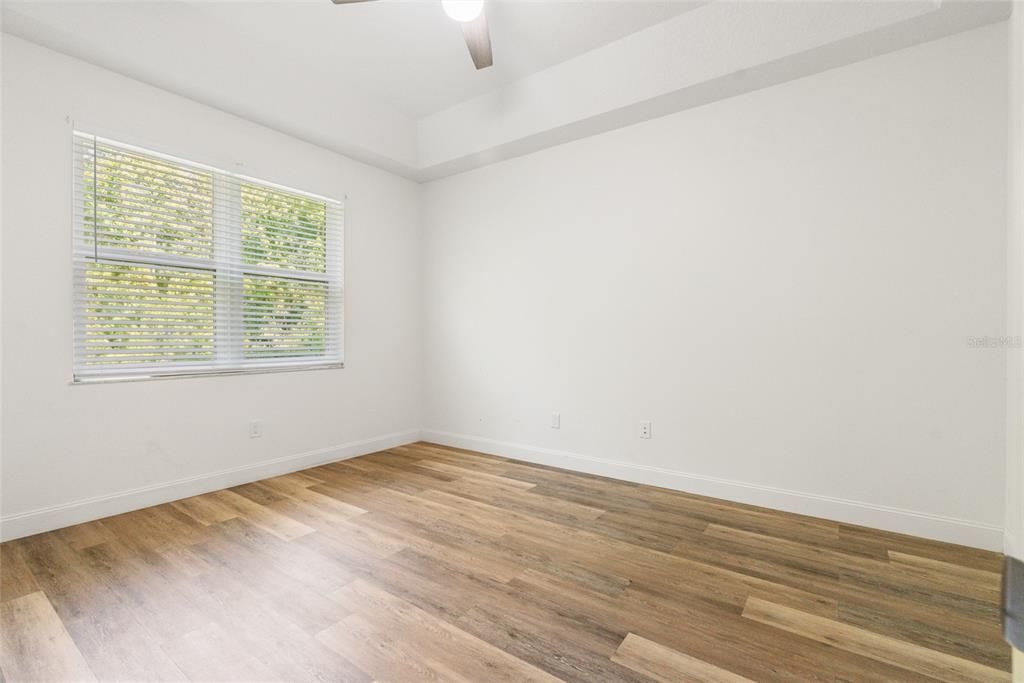 For Sale: $290,000 (2 beds, 2 baths, 1438 Square Feet)