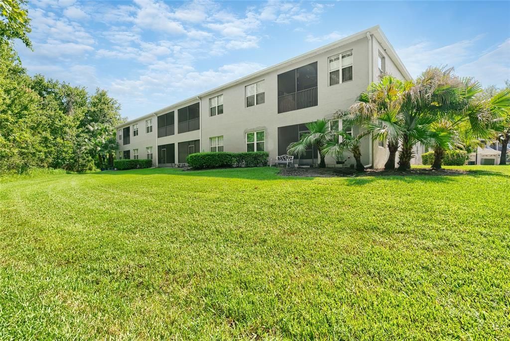 For Sale: $290,000 (2 beds, 2 baths, 1438 Square Feet)