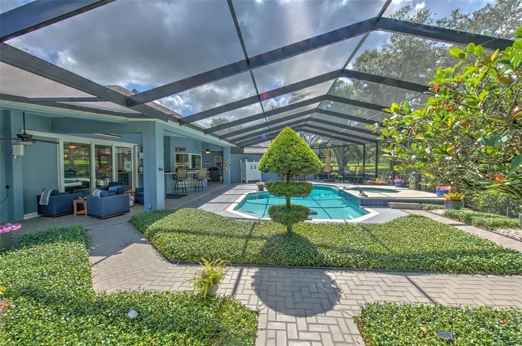 For Sale: $875,000 (4 beds, 3 baths, 2840 Square Feet)