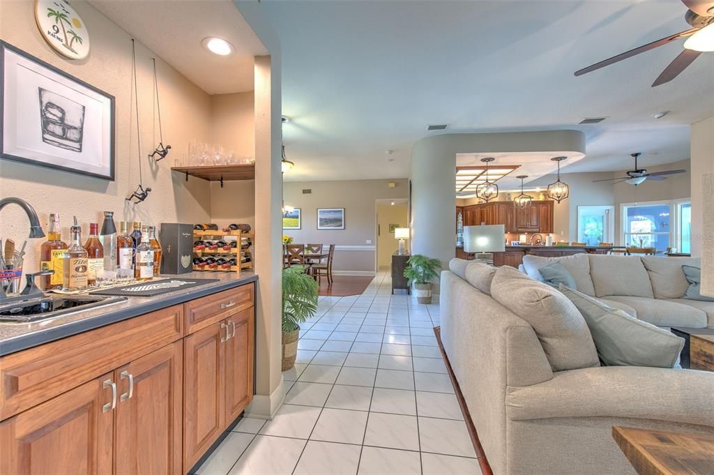 For Sale: $875,000 (4 beds, 3 baths, 2840 Square Feet)