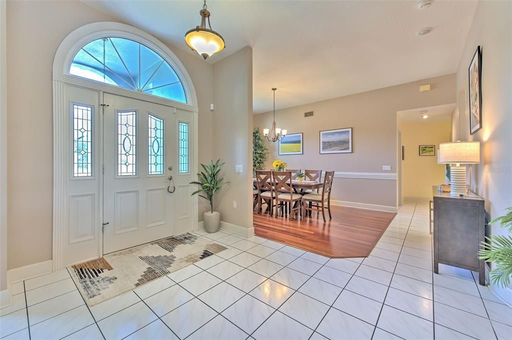 For Sale: $875,000 (4 beds, 3 baths, 2840 Square Feet)