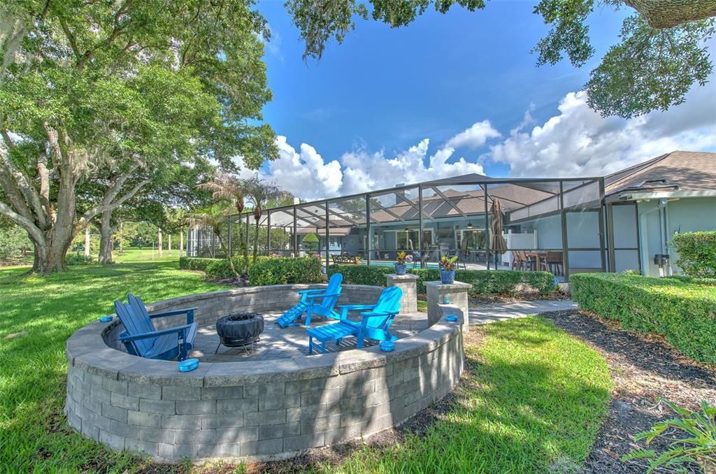 For Sale: $875,000 (4 beds, 3 baths, 2840 Square Feet)