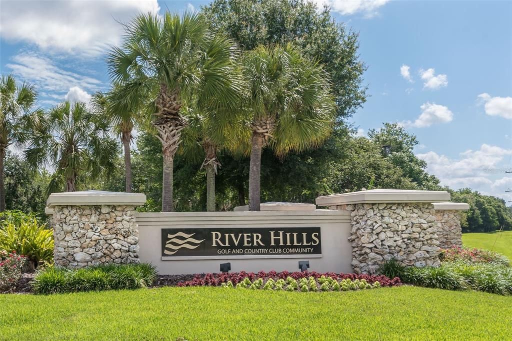 For Sale: $875,000 (4 beds, 3 baths, 2840 Square Feet)