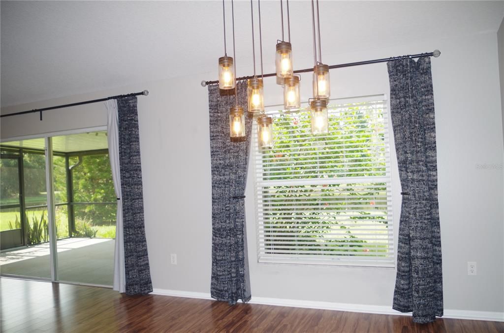 For Rent: $2,300 (3 beds, 2 baths, 1501 Square Feet)