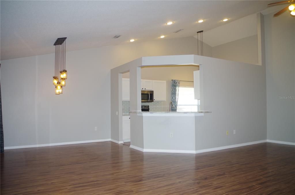 For Rent: $2,300 (3 beds, 2 baths, 1501 Square Feet)