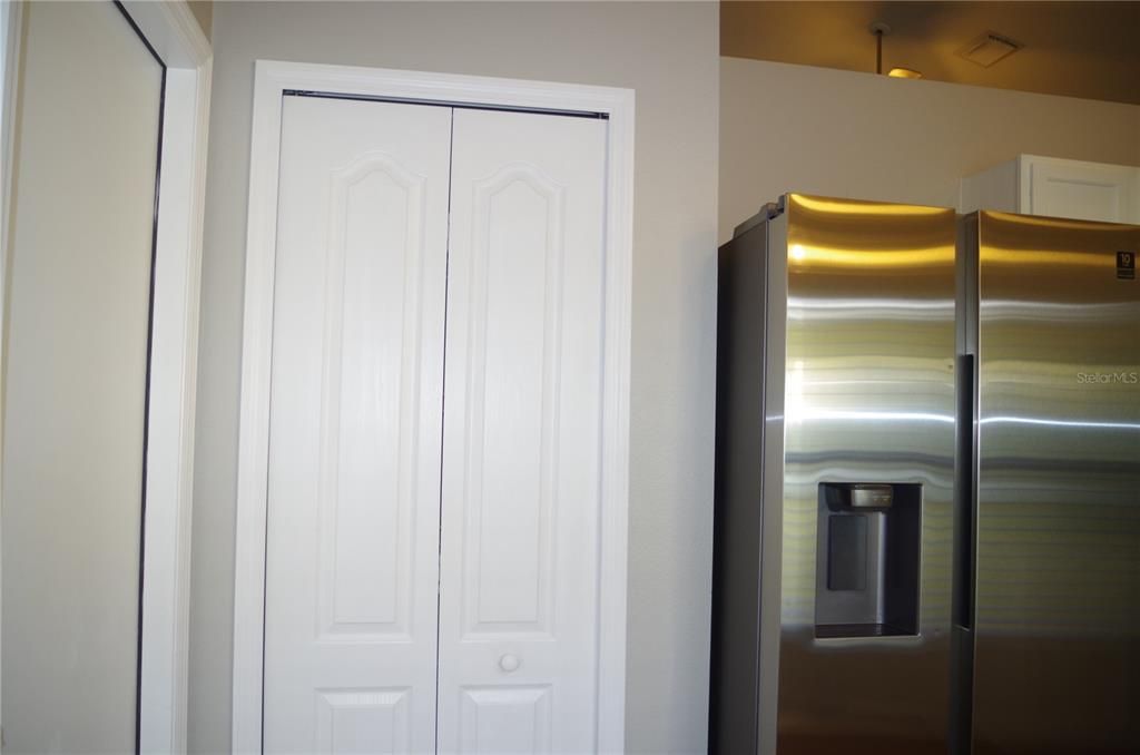 For Rent: $2,300 (3 beds, 2 baths, 1501 Square Feet)