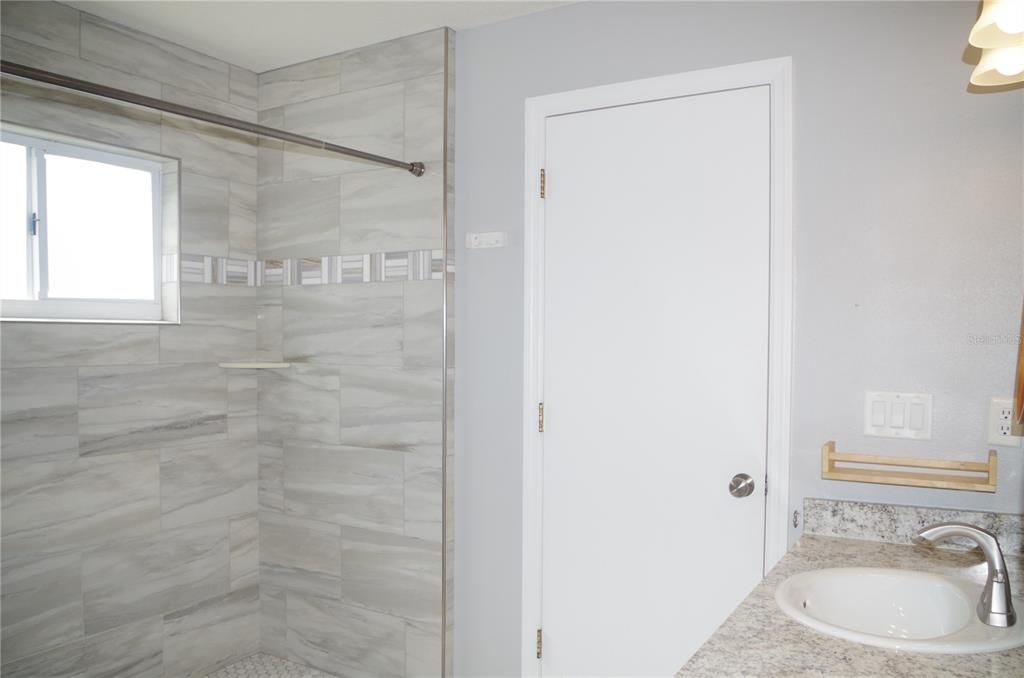 For Rent: $2,300 (3 beds, 2 baths, 1501 Square Feet)