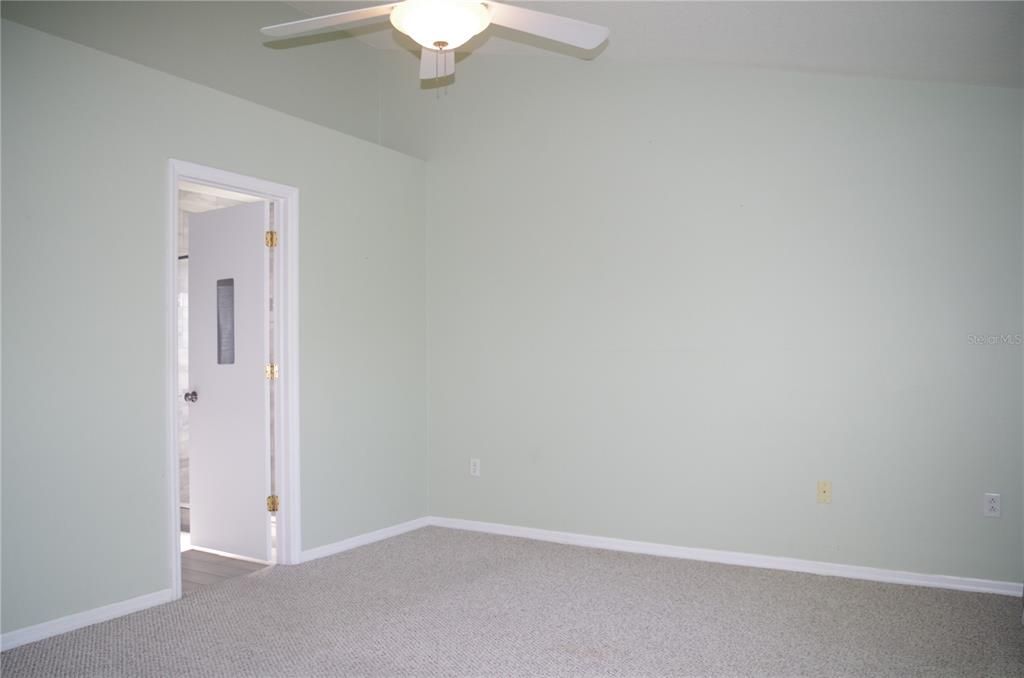 For Rent: $2,300 (3 beds, 2 baths, 1501 Square Feet)