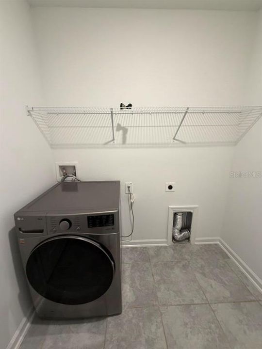 En Renta: $2,000 (4 camas, 2 baños, 1955 Pies cuadrados)