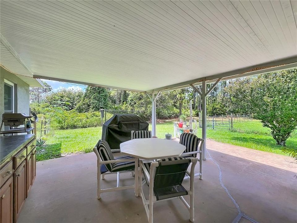 For Sale: $429,000 (3 beds, 2 baths, 2270 Square Feet)