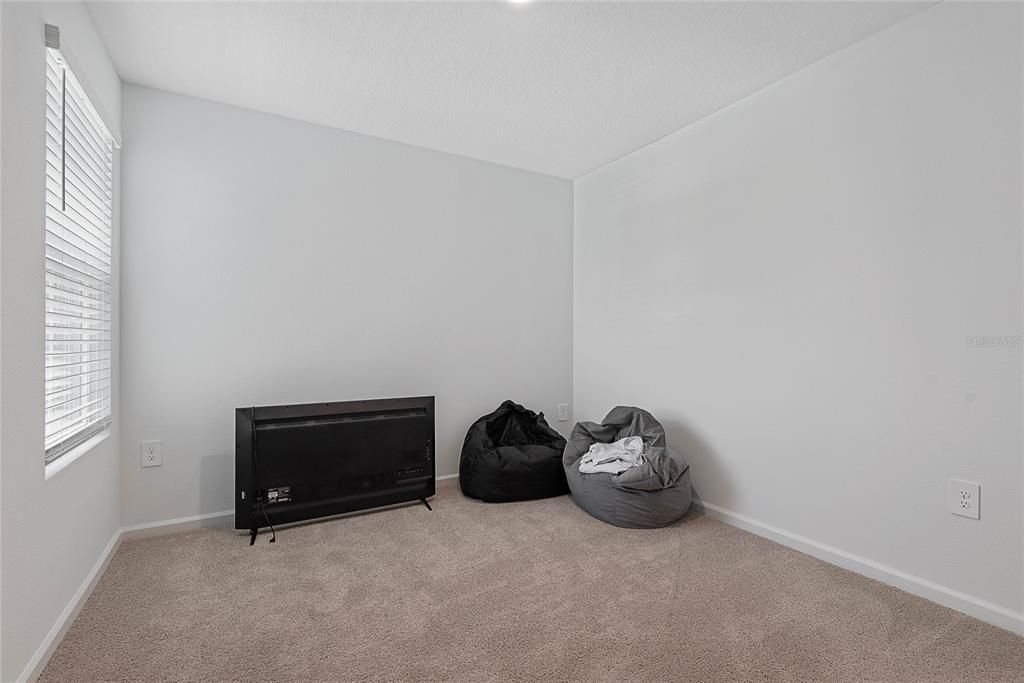 For Sale: $254,900 (3 beds, 2 baths, 1758 Square Feet)