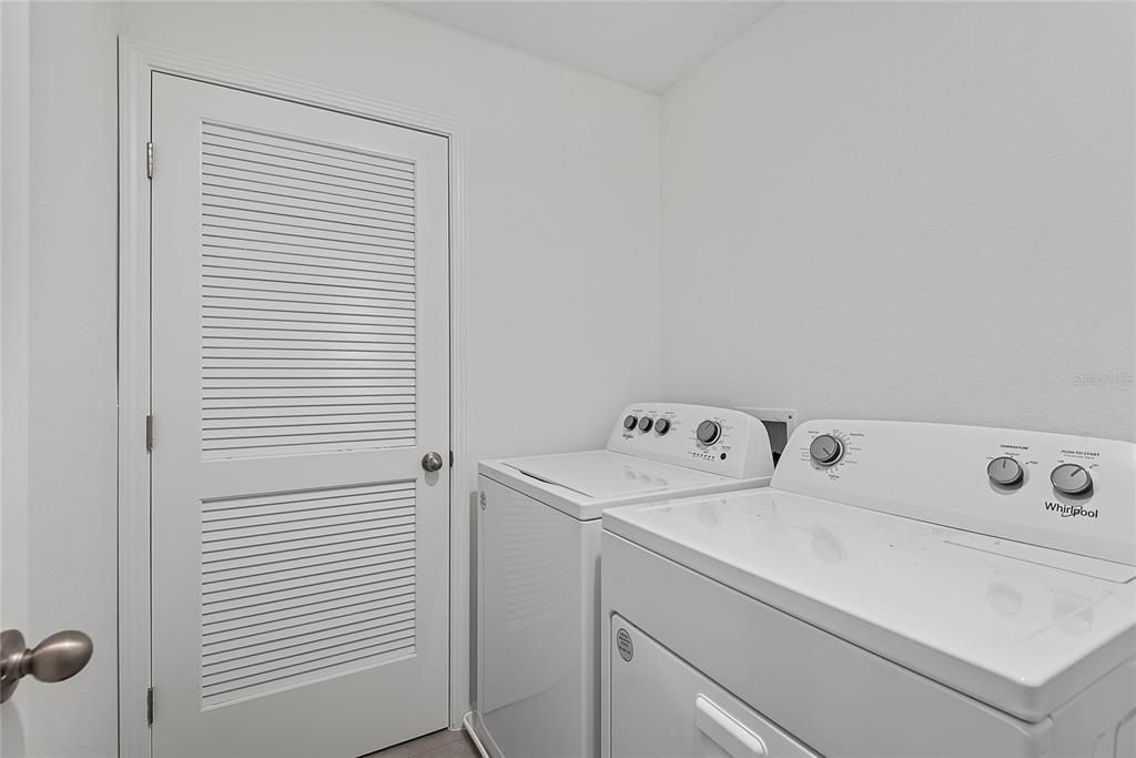 For Sale: $254,900 (3 beds, 2 baths, 1758 Square Feet)