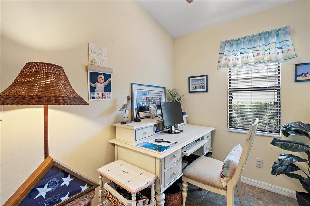 For Sale: $450,000 (3 beds, 2 baths, 1952 Square Feet)