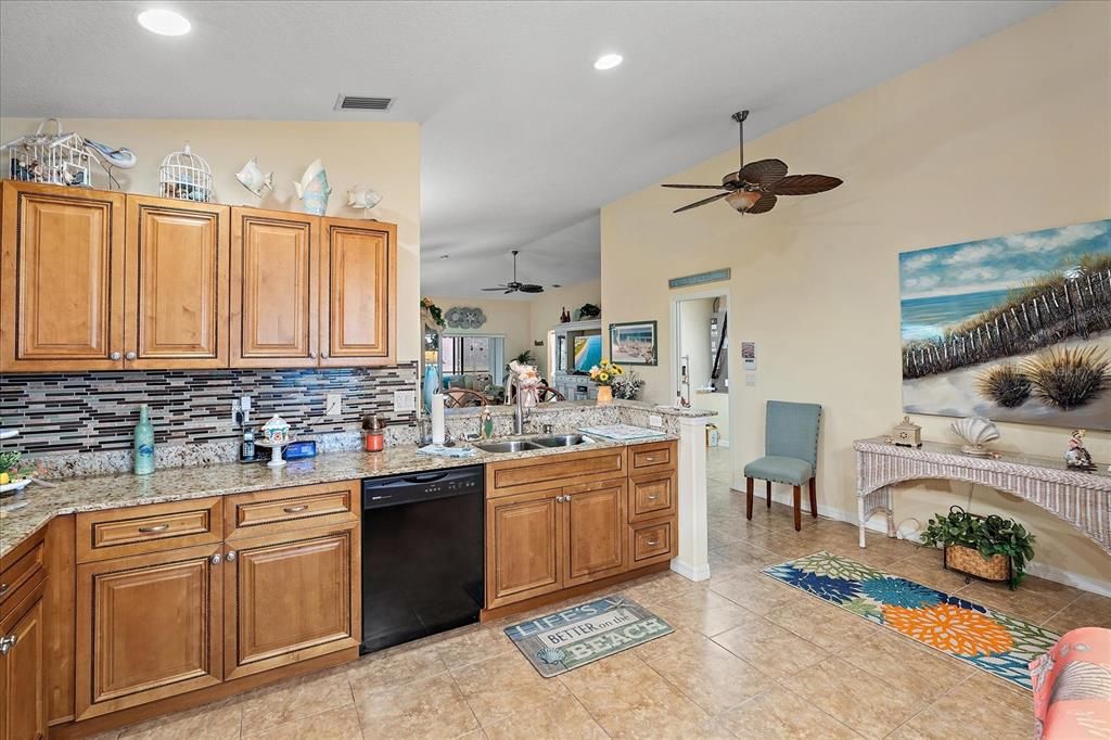 For Sale: $450,000 (3 beds, 2 baths, 1952 Square Feet)