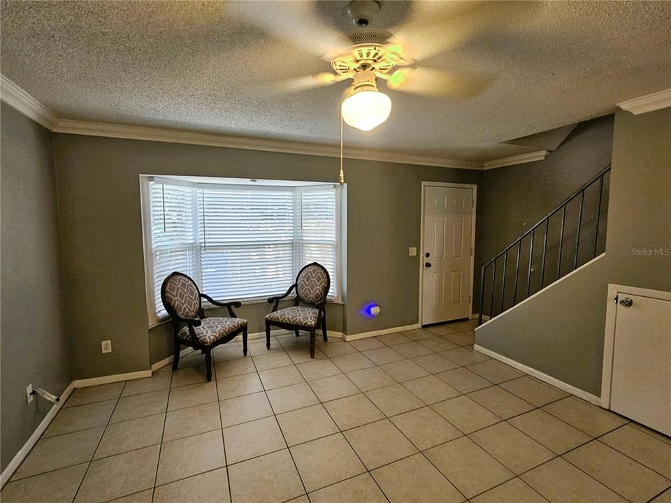 For Rent: $3,000 (2 beds, 2 baths, 1200 Square Feet)