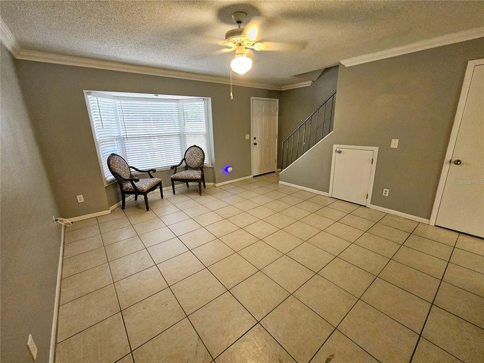 For Rent: $3,000 (2 beds, 2 baths, 1200 Square Feet)