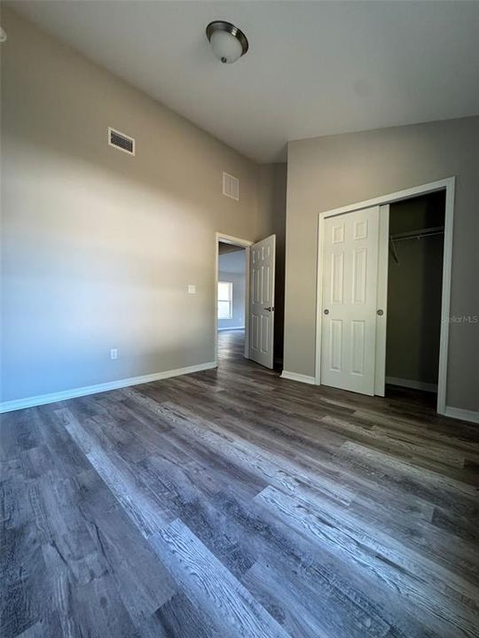 For Rent: $2,200 (3 beds, 2 baths, 1393 Square Feet)