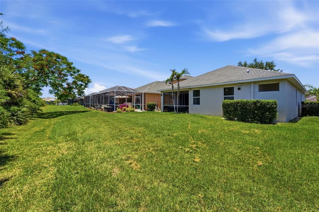 For Sale: $339,900 (3 beds, 2 baths, 1925 Square Feet)