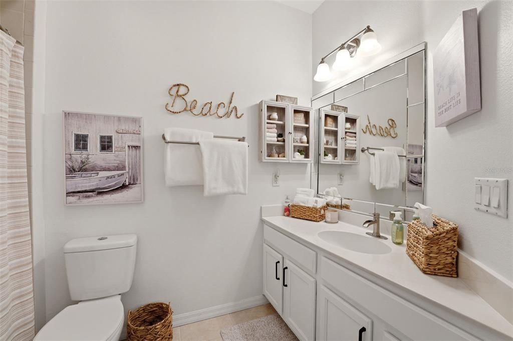 For Sale: $339,900 (3 beds, 2 baths, 1925 Square Feet)