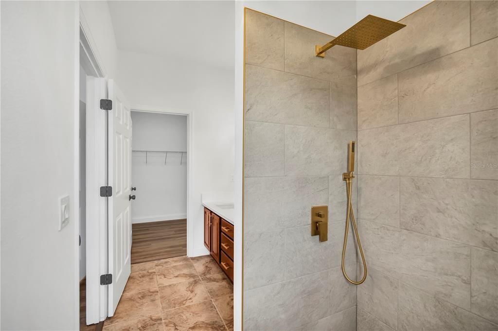For Sale: $399,990 (3 beds, 2 baths, 1753 Square Feet)
