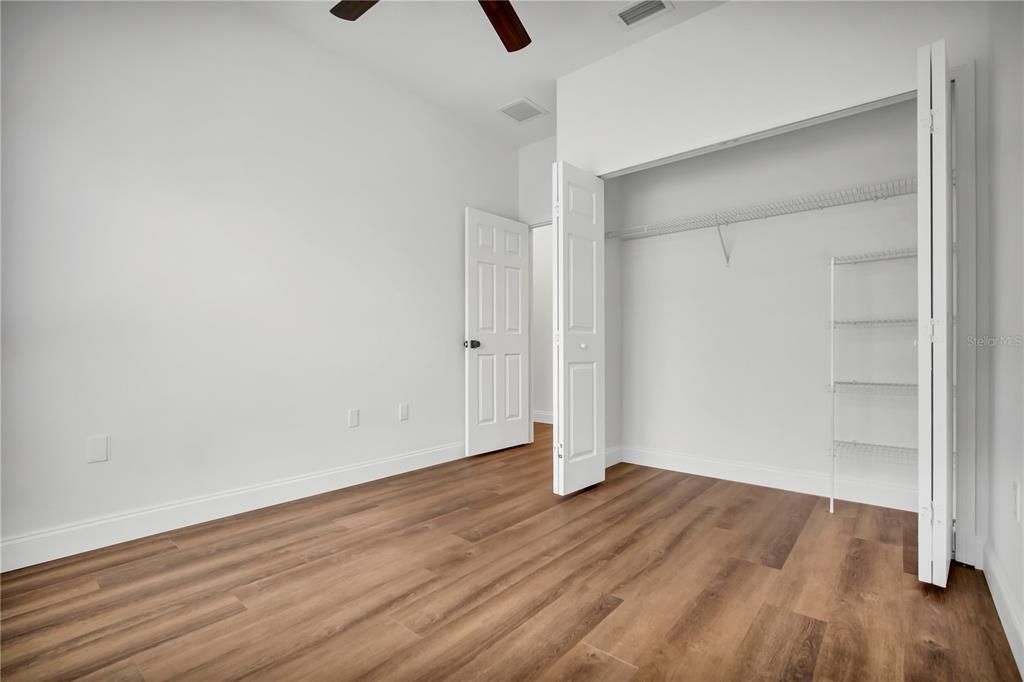 For Sale: $399,990 (3 beds, 2 baths, 1753 Square Feet)