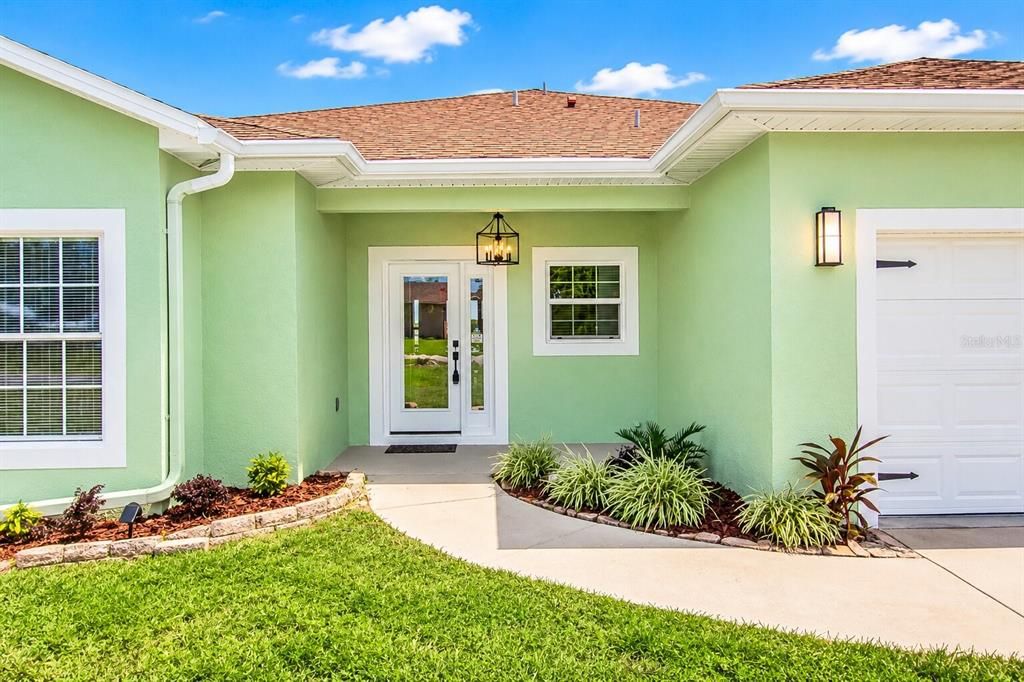 For Sale: $399,990 (3 beds, 2 baths, 1753 Square Feet)