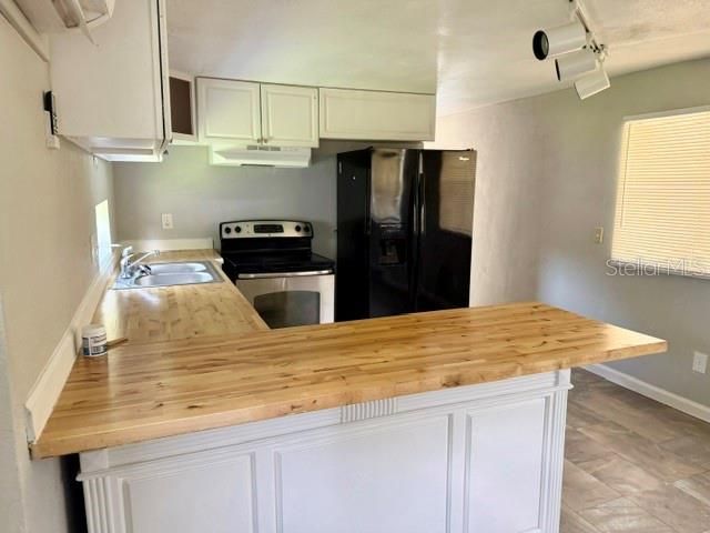 For Sale: $125,000 (2 beds, 1 baths, 672 Square Feet)