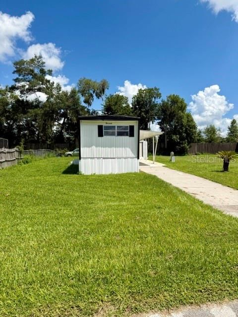 For Sale: $125,000 (2 beds, 1 baths, 672 Square Feet)