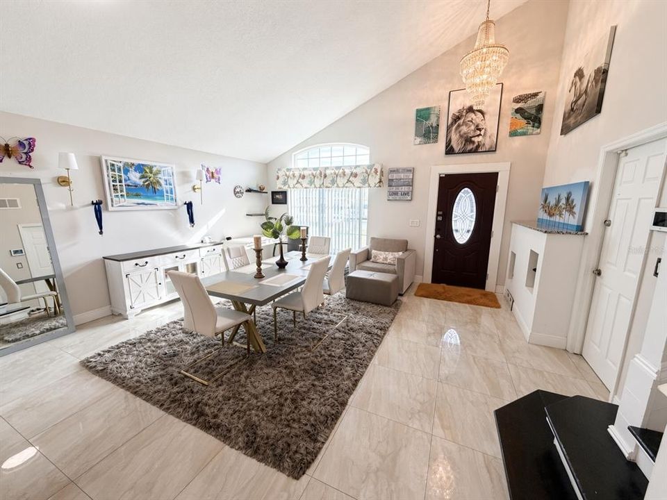 En Venta: $450,000 (4 camas, 2 baños, 2485 Pies cuadrados)