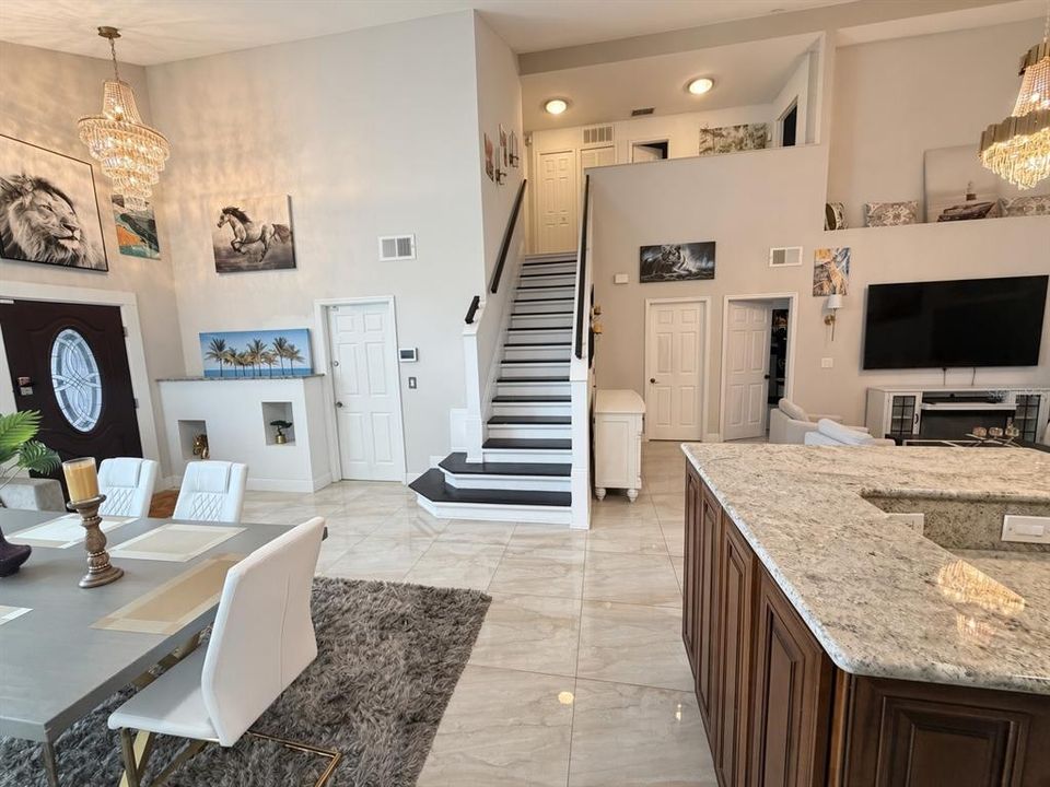 En Venta: $450,000 (4 camas, 2 baños, 2485 Pies cuadrados)