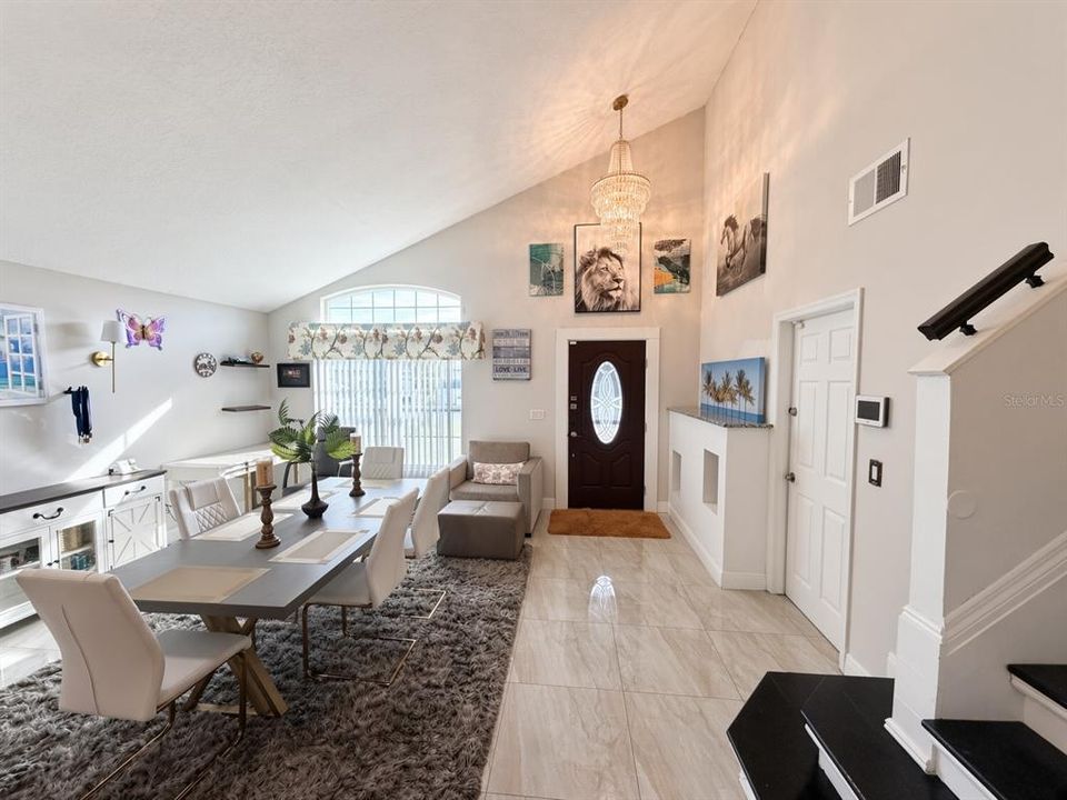 En Venta: $450,000 (4 camas, 2 baños, 2485 Pies cuadrados)
