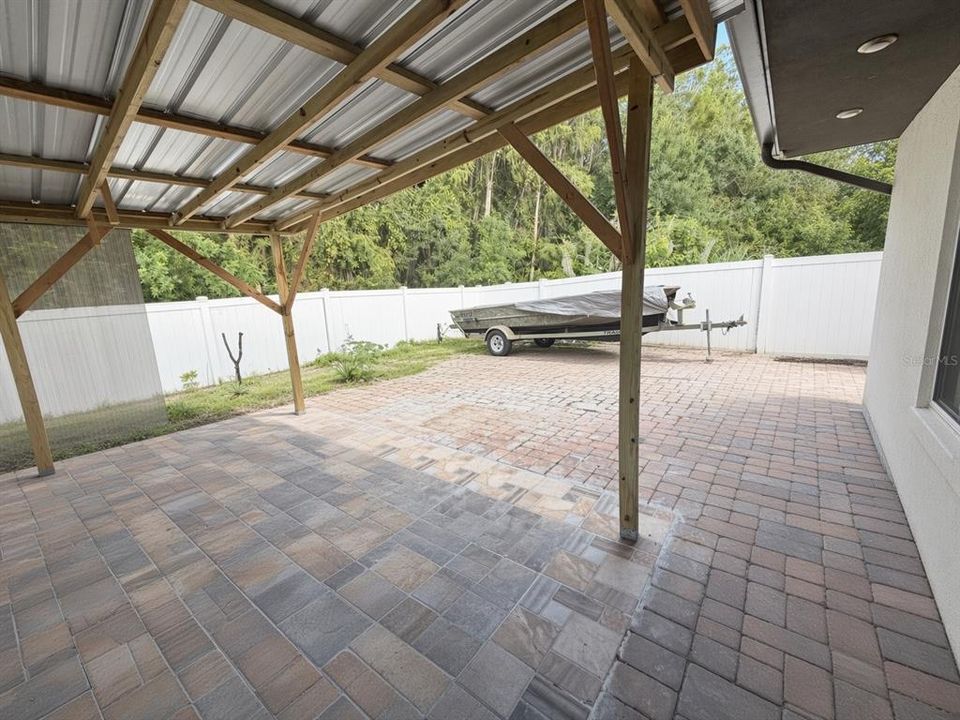 En Venta: $450,000 (4 camas, 2 baños, 2485 Pies cuadrados)