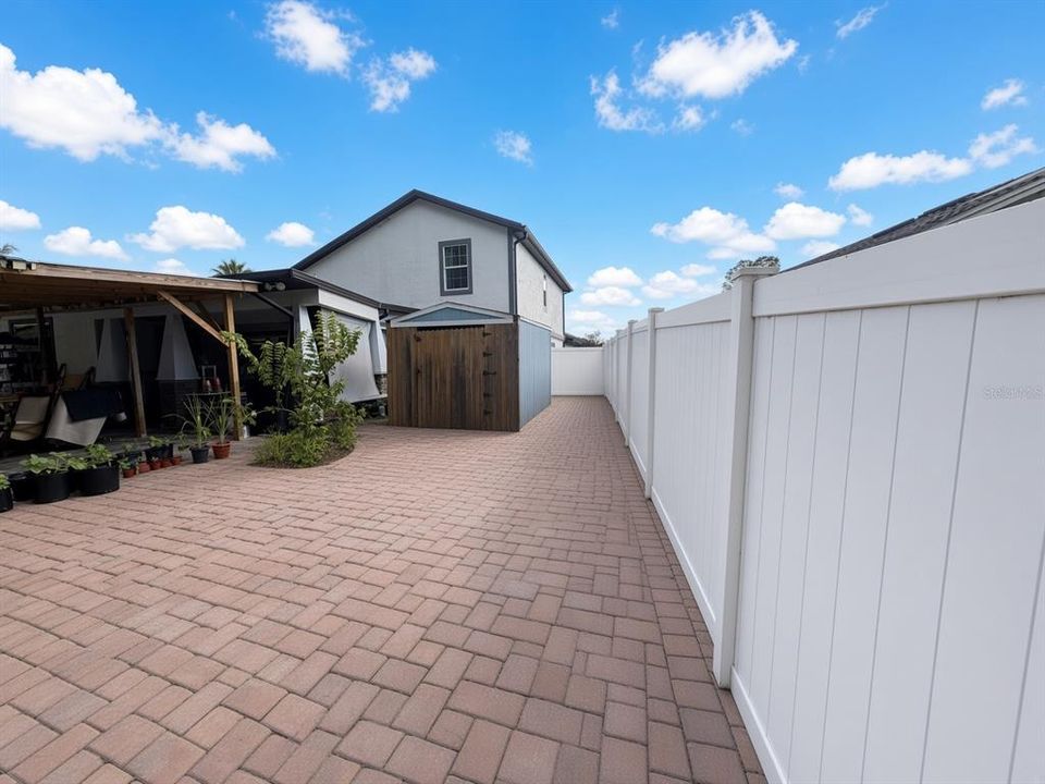 En Venta: $450,000 (4 camas, 2 baños, 2485 Pies cuadrados)