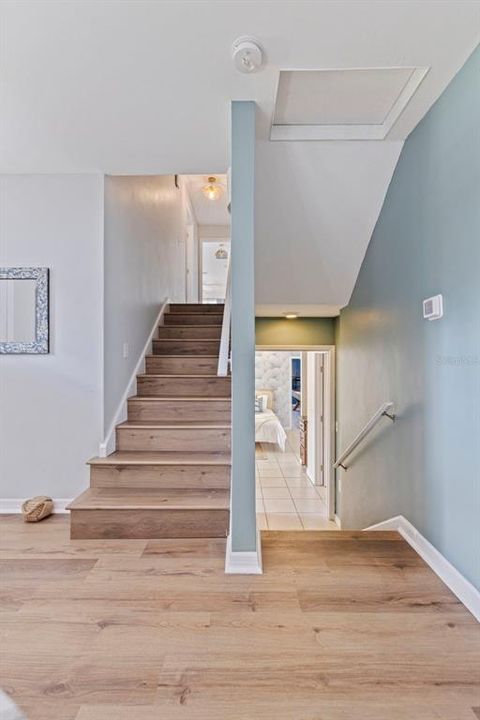 En Venta: $729,000 (4 camas, 3 baños, 2467 Pies cuadrados)