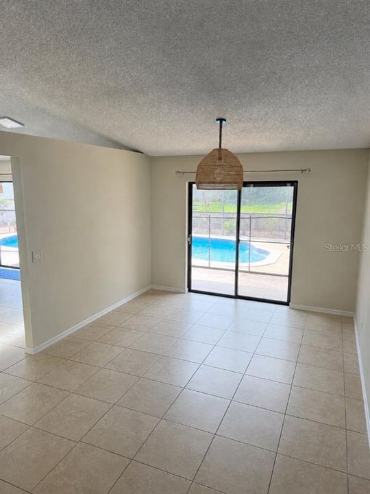 For Sale: $349,999 (3 beds, 2 baths, 1550 Square Feet)