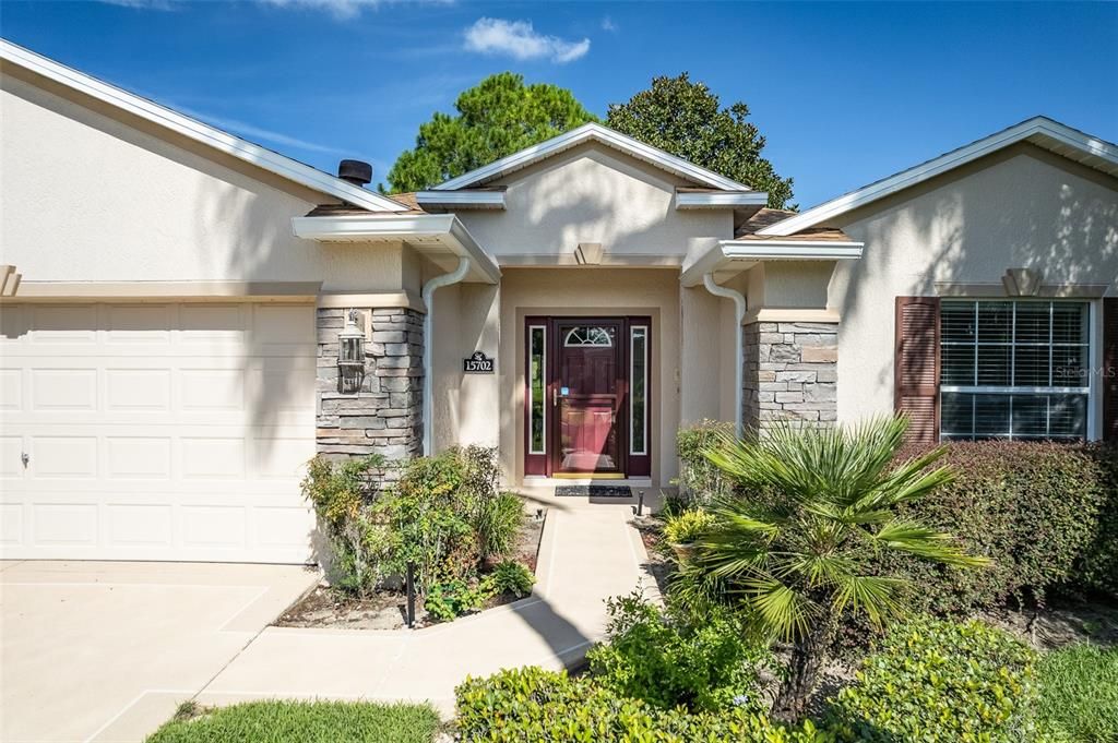 For Sale: $279,000 (3 beds, 2 baths, 1647 Square Feet)