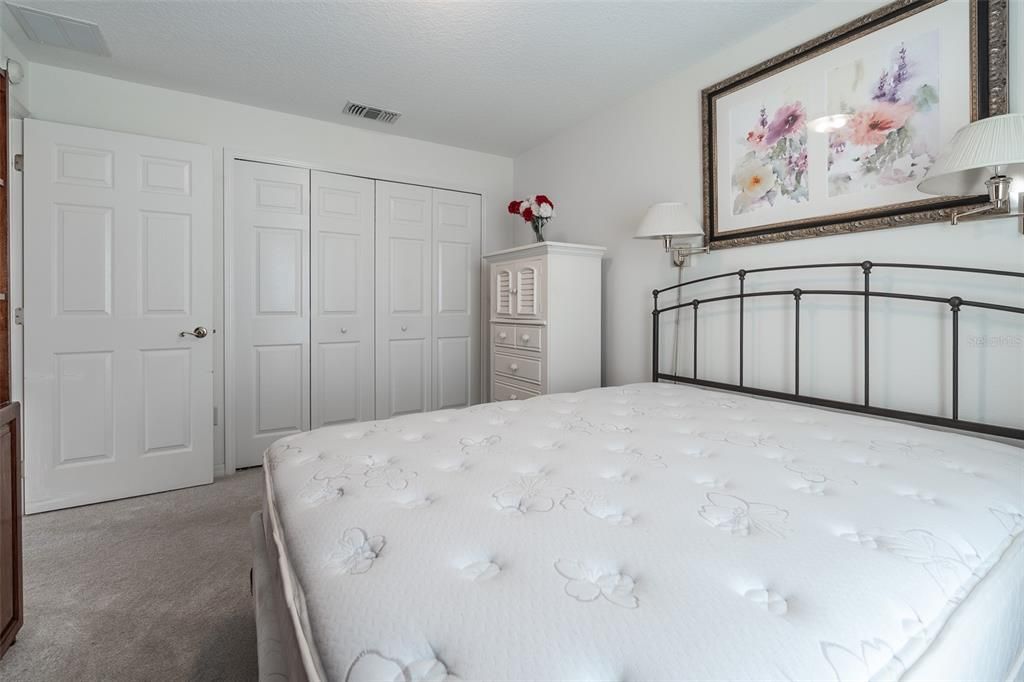 For Sale: $279,000 (3 beds, 2 baths, 1647 Square Feet)