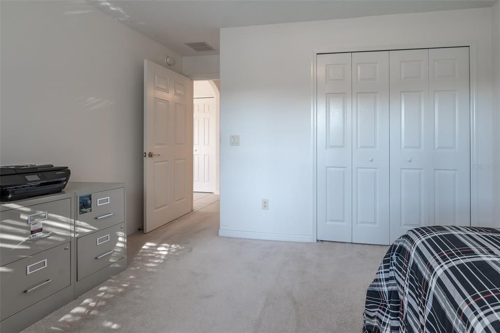 For Sale: $279,000 (3 beds, 2 baths, 1647 Square Feet)