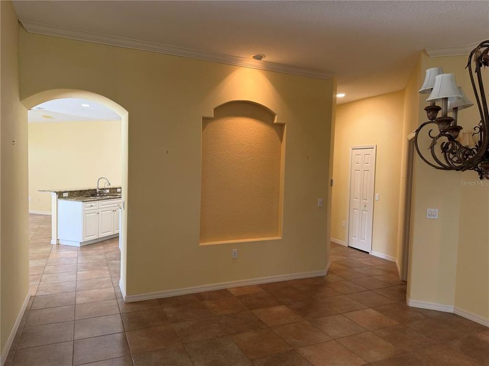 В аренду: $3,295 (3 спален, 2 ванн, 2517 Квадратных фут)