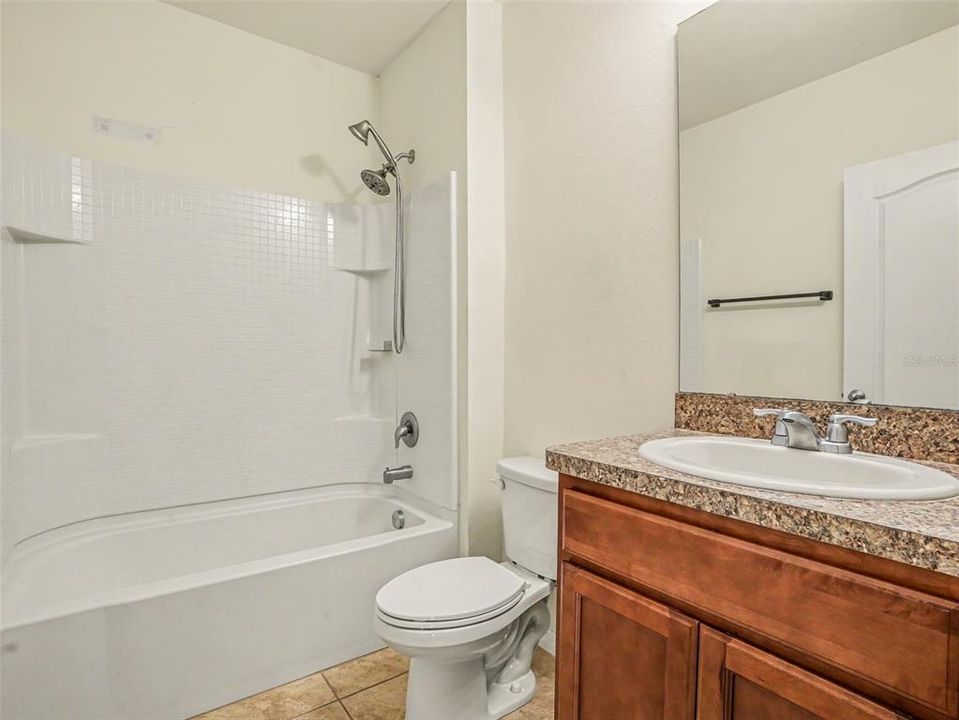 For Sale: $345,000 (5 beds, 3 baths, 2657 Square Feet)