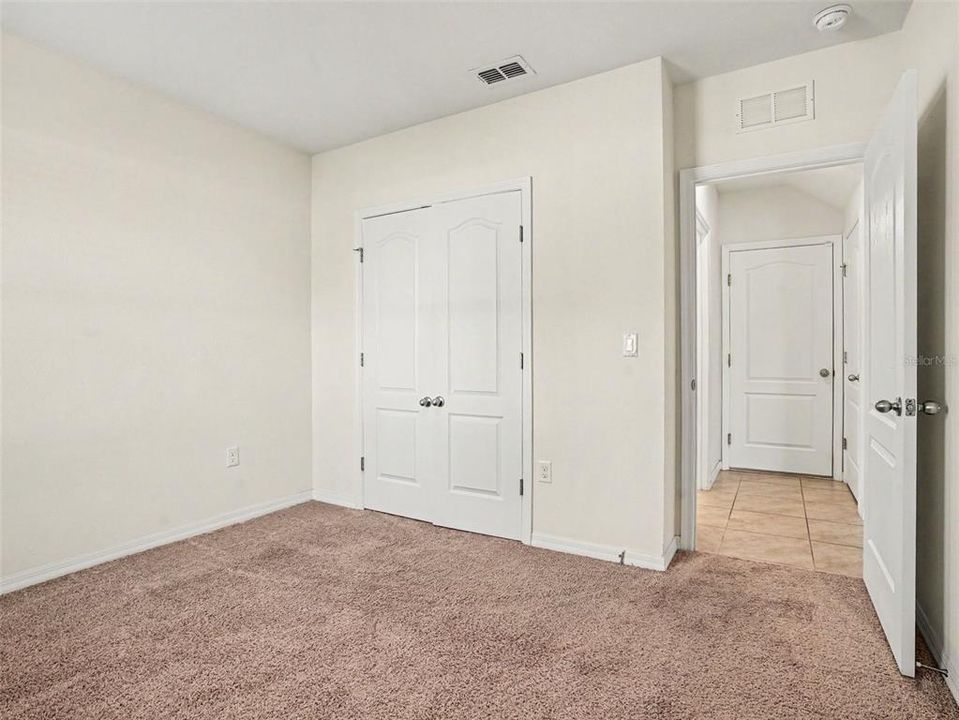 For Sale: $345,000 (5 beds, 3 baths, 2657 Square Feet)
