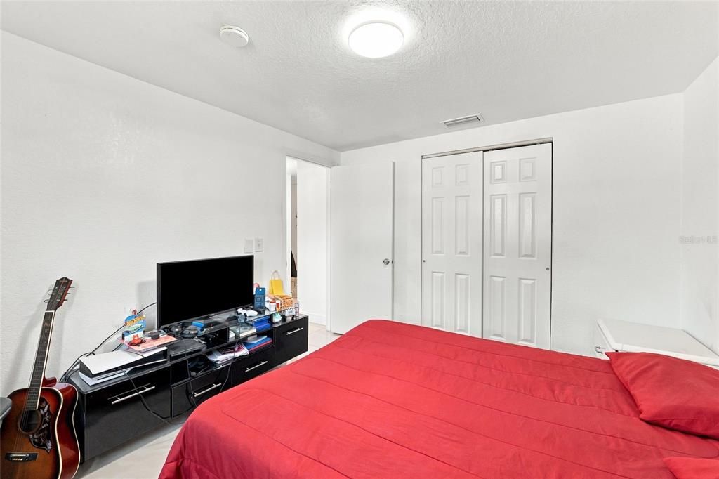 For Sale: $430,000 (3 beds, 2 baths, 1080 Square Feet)